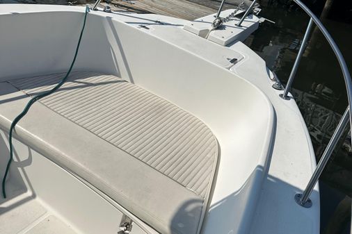 Boston-whaler 230-OUTRAGE image