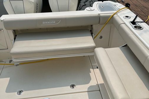 Boston-whaler 285-CONQUEST image