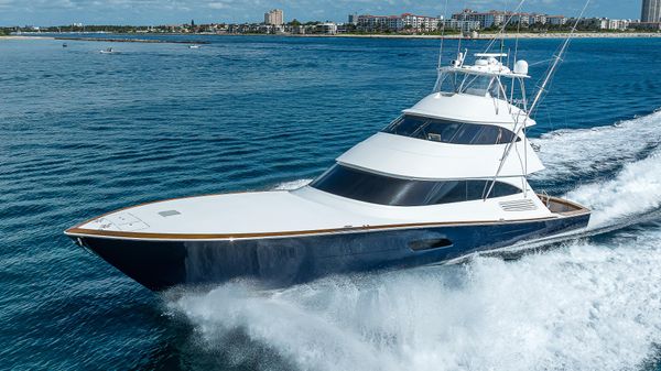Viking 92 Sky Bridge