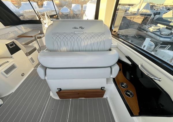 Sea Ray 370 Sundancer image