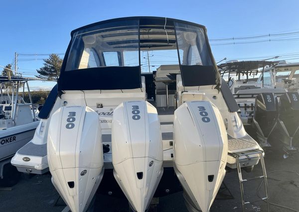 Sea Ray 370 Sundancer image