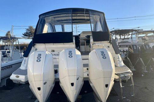 Sea Ray 370 Sundancer image