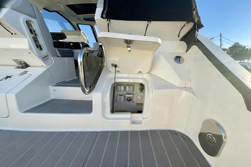 Sea Ray 370 Sundancer image