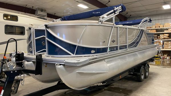 South Bay 500 Tritoon