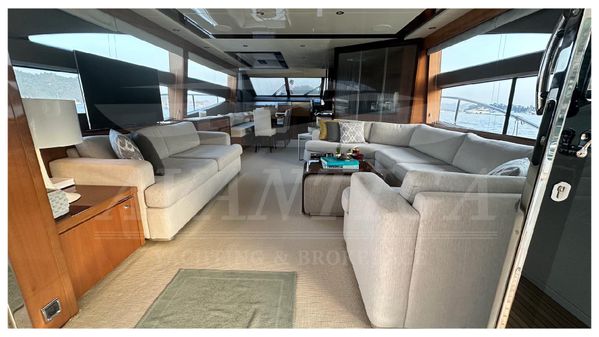 Princess Flybridge 72 Motor Yacht image