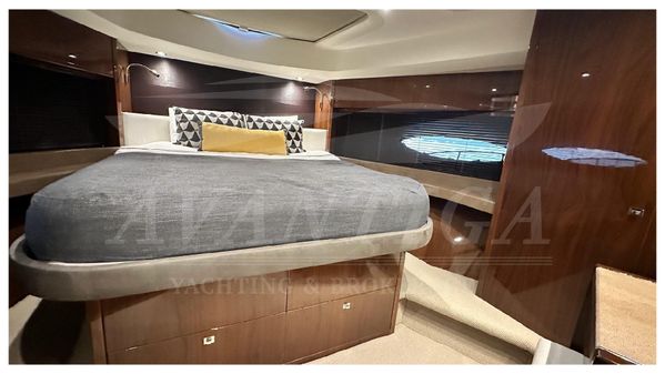 Princess Flybridge 72 Motor Yacht image