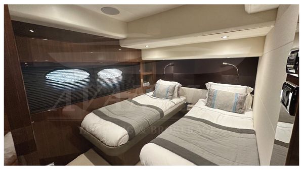 Princess Flybridge 72 Motor Yacht image