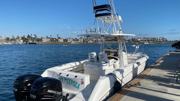 Boston Whaler 320 Outrage 