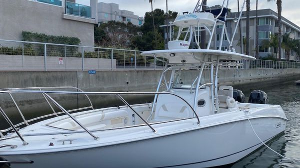 Boston Whaler 320 Outrage 