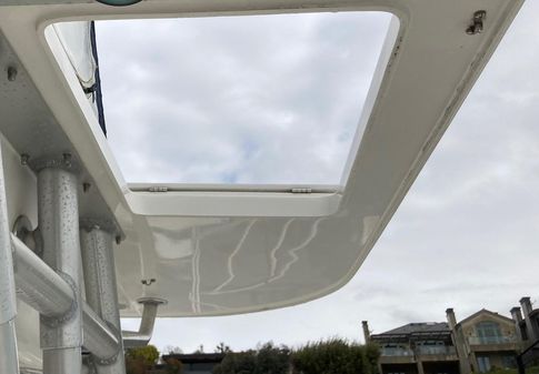 Boston Whaler 320 Outrage image