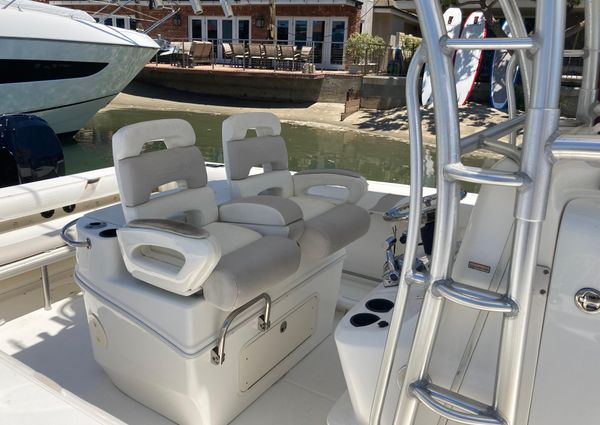 Boston Whaler 320 Outrage image