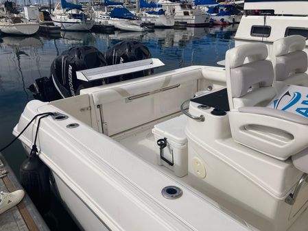 Boston Whaler 320 Outrage image