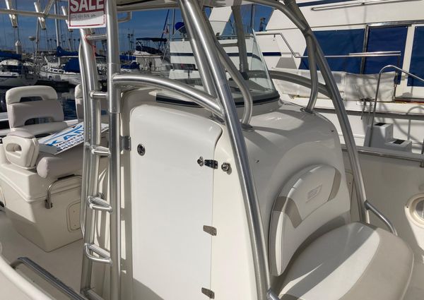 Boston Whaler 320 Outrage image