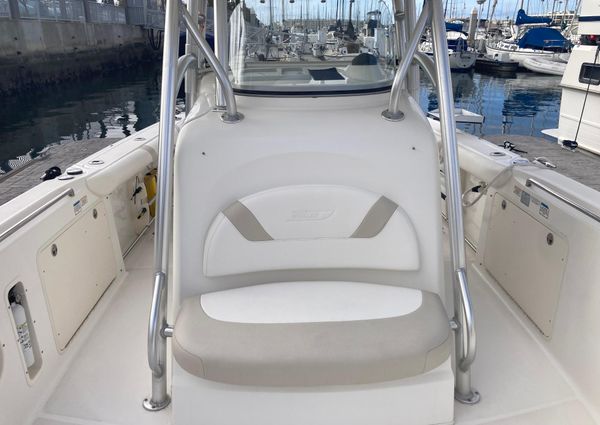 Boston Whaler 320 Outrage image