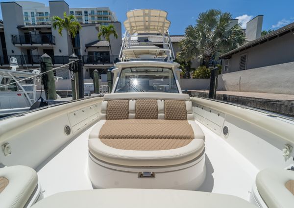 Boston Whaler 420 Outrage image