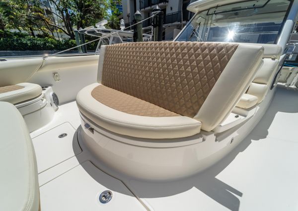 Boston Whaler 420 Outrage image