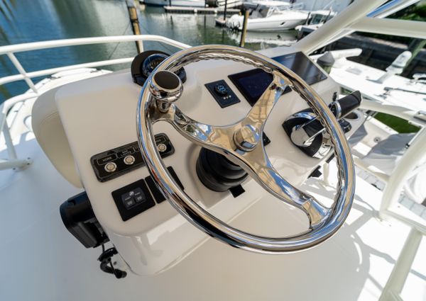 Boston Whaler 420 Outrage image