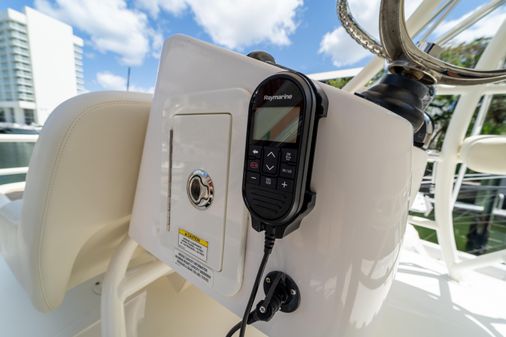 Boston Whaler 420 Outrage image