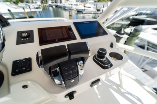 Boston Whaler 420 Outrage image