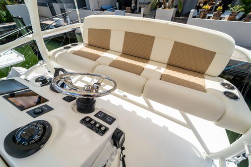 Boston Whaler 420 Outrage image