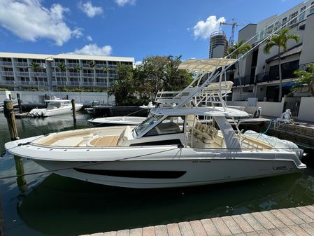 Boston Whaler 420 Outrage image