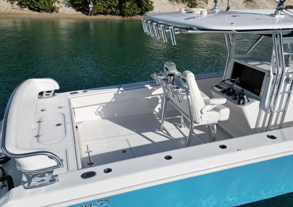 Bahama 35 Open image