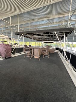Starlite 16x68 Houseboat image