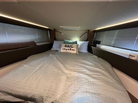 Beneteau Gran Turismo GT36 Outboard image