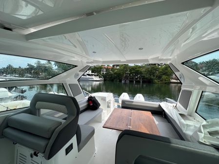 Beneteau Gran Turismo GT36 Outboard image