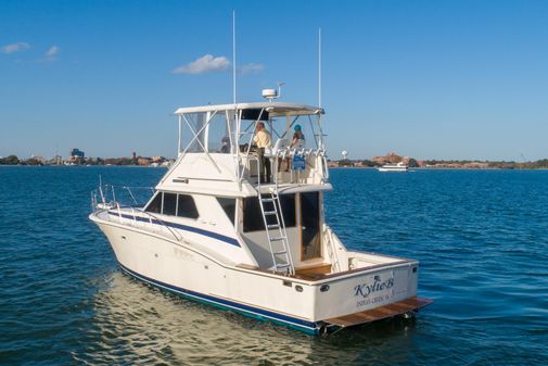 Chris-Craft 422 Commander image