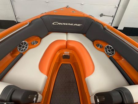 Crownline 220 SS image