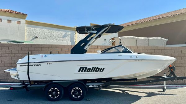 Malibu Wakesetter 23 LSV 