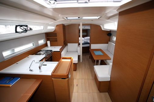 Jeanneau Sun Odyssey 410 image