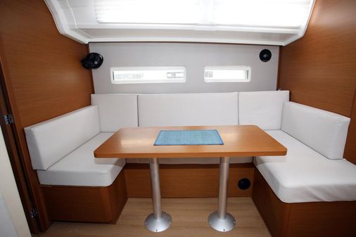 Jeanneau Sun Odyssey 410 image