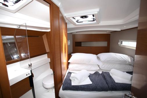 Jeanneau Sun Odyssey 410 image