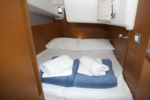 Jeanneau Sun Odyssey 410 image