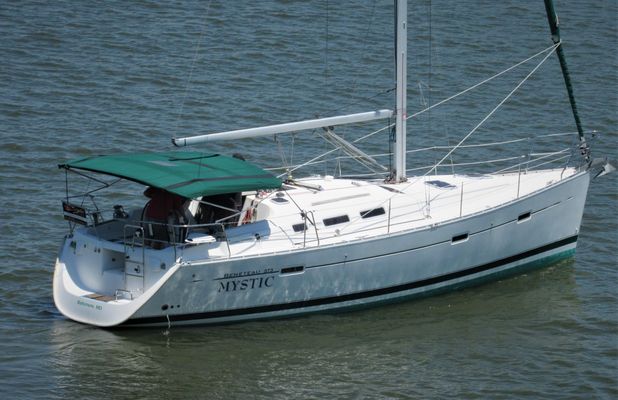 Beneteau 373 - main image