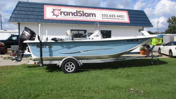 Carolina Skiff 218 DLV 