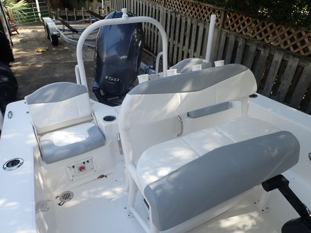 Robalo 206 Cayman image