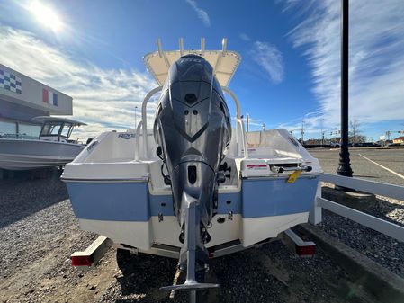 Robalo 202-EXPLORER image