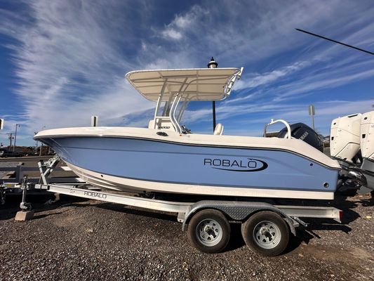 Robalo 202-EXPLORER - main image