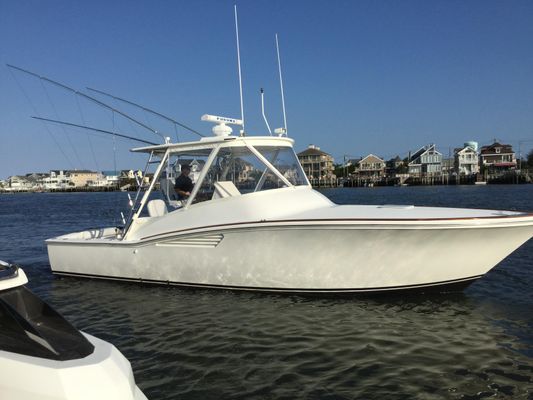 Predator 35 Express - main image