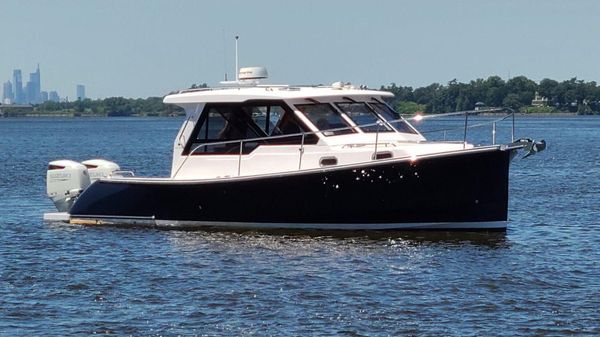 True North 34 Outboard Express