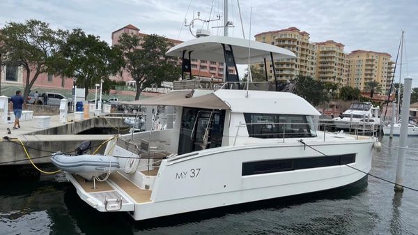 Fountaine Pajot MY 37