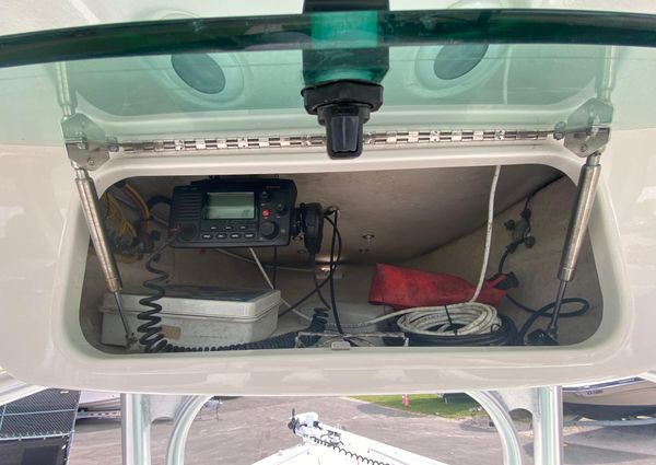 Robalo R260-CENTER-CONSOLE image