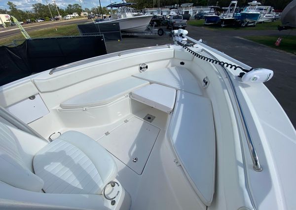 Robalo R260-CENTER-CONSOLE image