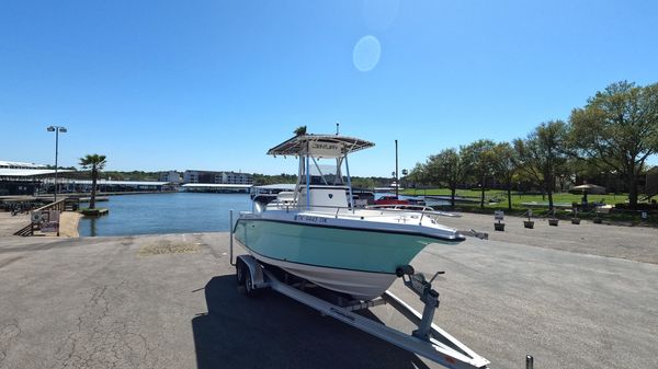 Century 2200 Center Console
