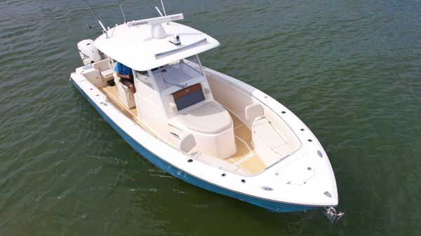 Cobia 350 CC image