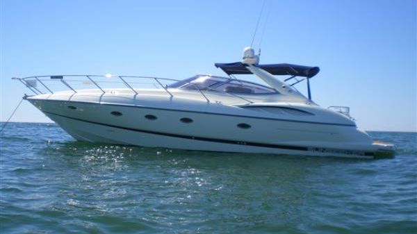 Sunseeker/Sea Ray (Compare to) 44 Camargue 