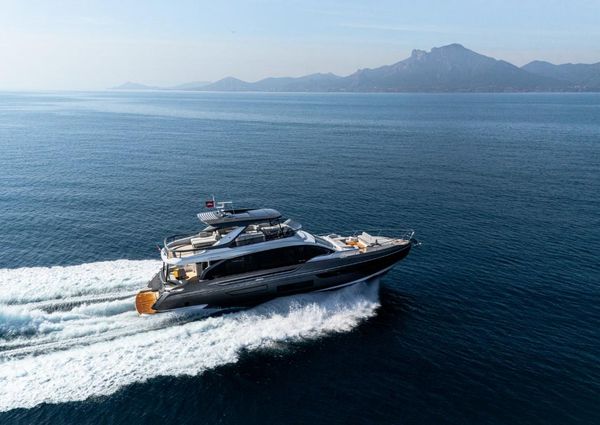 Azimut Fly 72 image